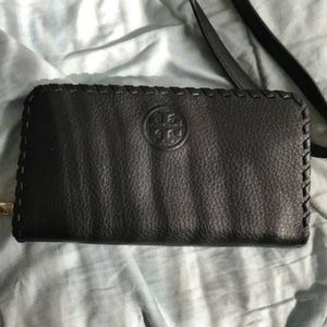 Tory Burch Marion Multi-Gusset Wallet